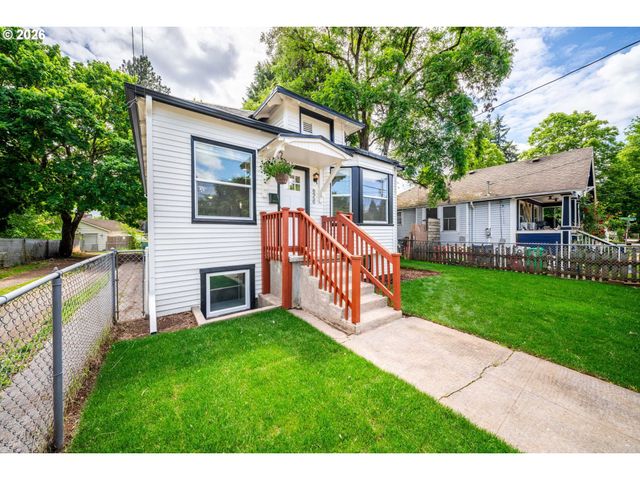 8950 N SMITH St, Portland, OR 97203