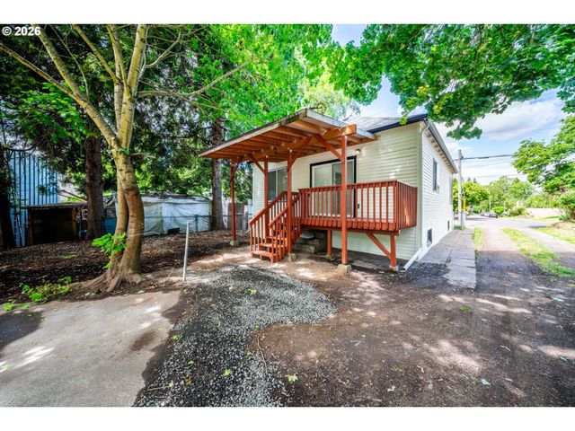 8950 N SMITH St, Portland, OR 97203