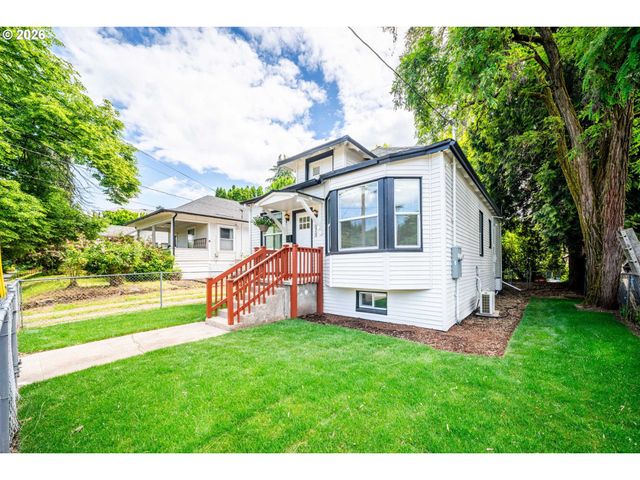 8950 N SMITH St, Portland, OR 97203