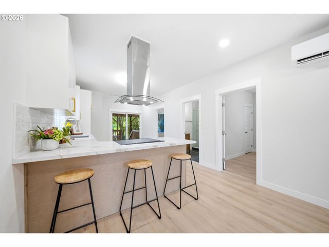 8950 N SMITH St, Portland, OR 97203