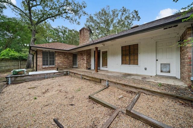 15060 Willowwood Dr., Tyler, TX 75703
