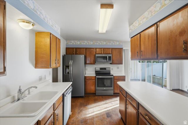 4608 S LOCUST LN, Holladay, UT 84117