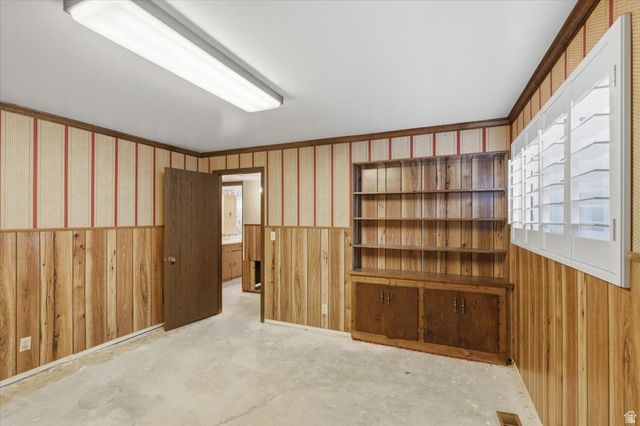 4608 S LOCUST LN, Holladay, UT 84117