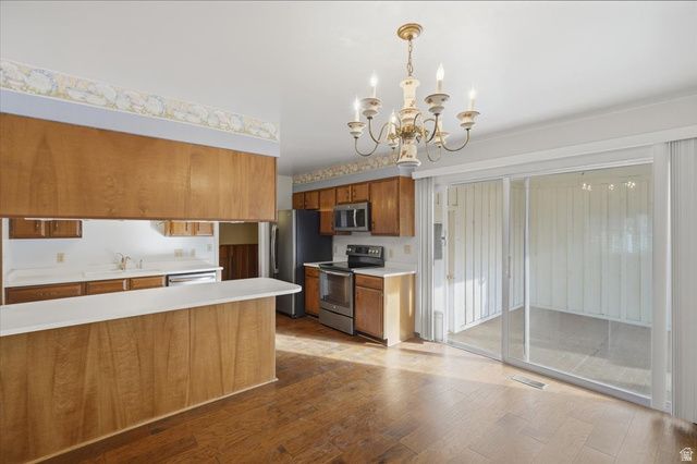 4608 S LOCUST LN, Holladay, UT 84117