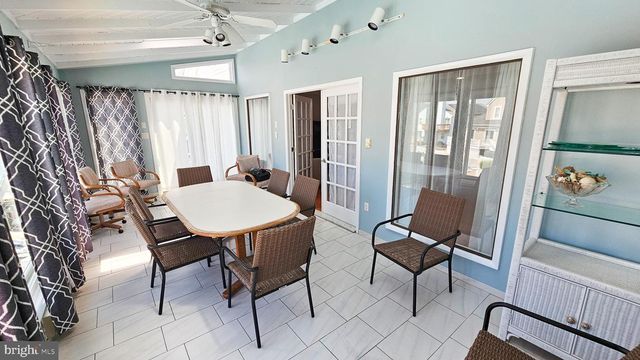 702 NEWELL AVE, Manahawkin, NJ 08050