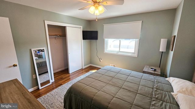 702 NEWELL AVE, Manahawkin, NJ 08050