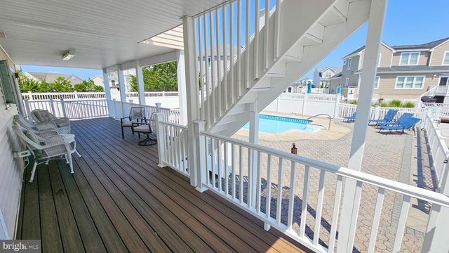 702 NEWELL AVE, Manahawkin, NJ 08050