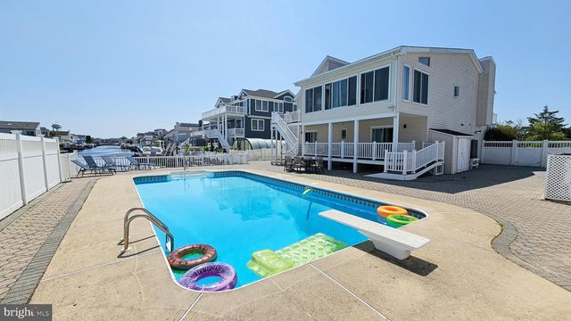 702 NEWELL AVE, Manahawkin, NJ 08050