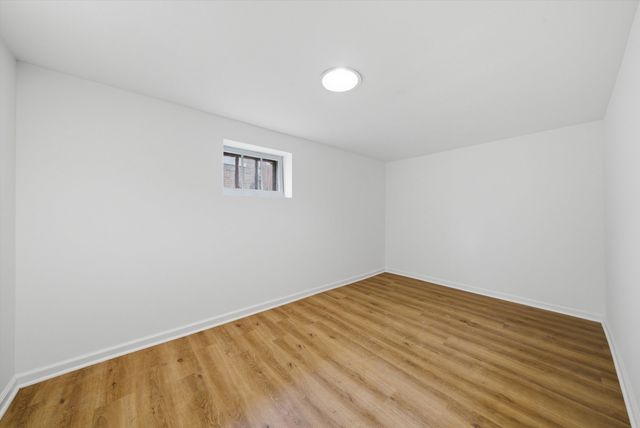 8533 S Rhodes Avenue, Chicago, IL 60619