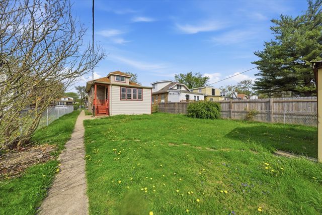 8533 S Rhodes Avenue, Chicago, IL 60619