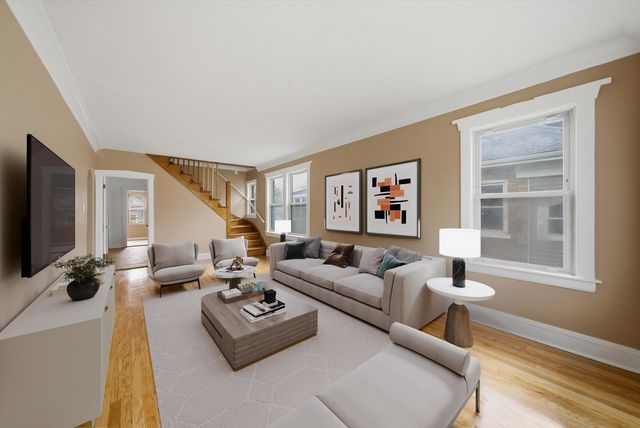 8533 S Rhodes Avenue, Chicago, IL 60619