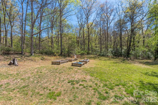 35 Grey Rock Valley, Black Mountain, NC 28711