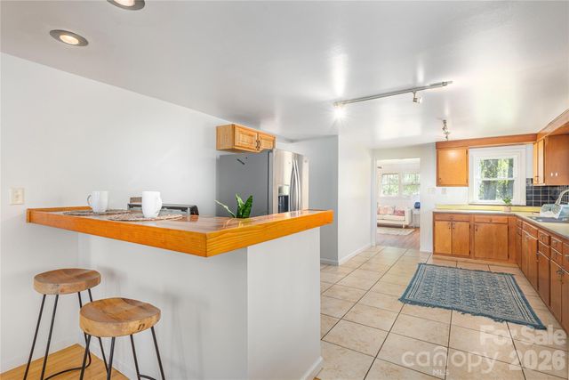 35 Grey Rock Valley, Black Mountain, NC 28711