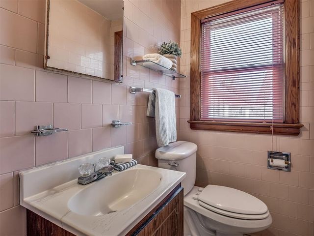 2201 N Gatewood Avenue, Oklahoma City, OK 73106