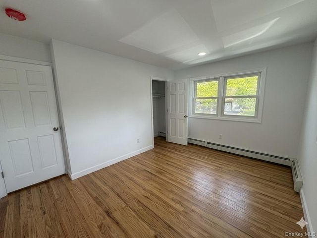 354 Easton Street, Ronkonkoma, NY 11779