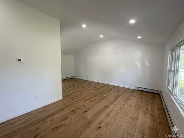354 Easton Street, Ronkonkoma, NY 11779