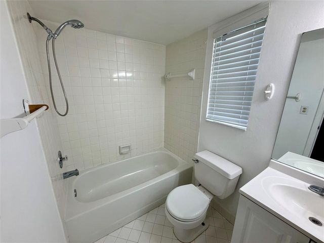 3355 Jaywood Terrace J111, Boca Raton, FL 33431