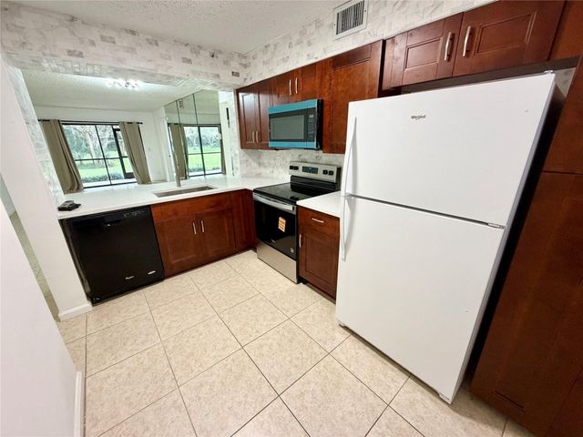 3355 Jaywood Terrace J111, Boca Raton, FL 33431