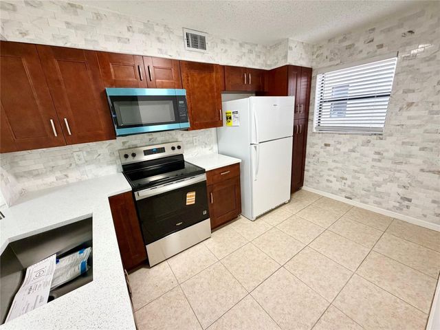 3355 Jaywood Terrace J111, Boca Raton, FL 33431