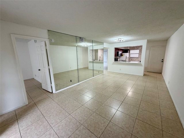3355 Jaywood Terrace J111, Boca Raton, FL 33431
