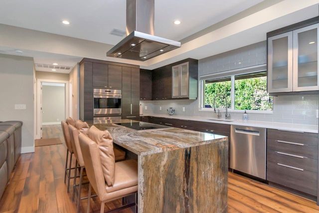 4715 W SAN JOSE STREET, Tampa, FL 33629