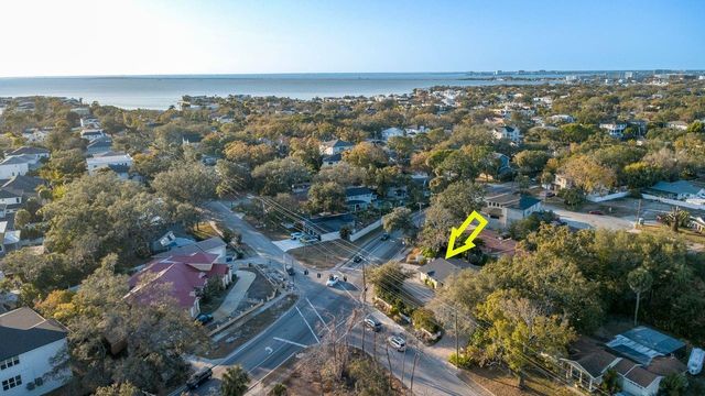 4715 W SAN JOSE STREET, Tampa, FL 33629
