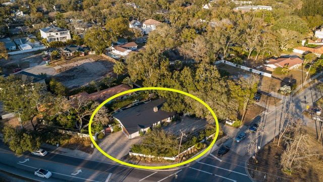 4715 W SAN JOSE STREET, Tampa, FL 33629