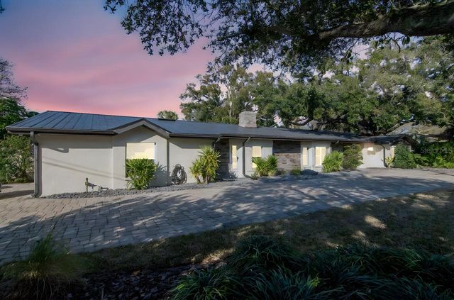 4715 W SAN JOSE STREET, Tampa, FL 33629