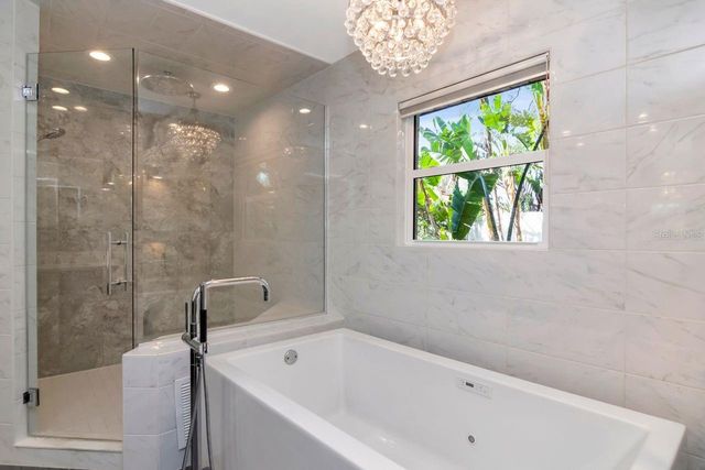 4715 W SAN JOSE STREET, Tampa, FL 33629