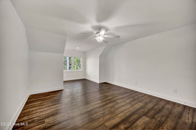 5135 Somersett Lane, Wilmington, NC 28409