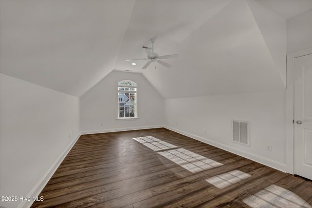 5135 Somersett Lane, Wilmington, NC 28409