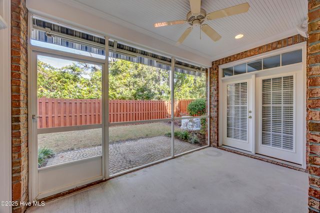 5135 Somersett Lane, Wilmington, NC 28409