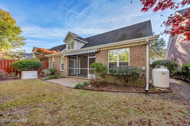 5135 Somersett Lane, Wilmington, NC 28409