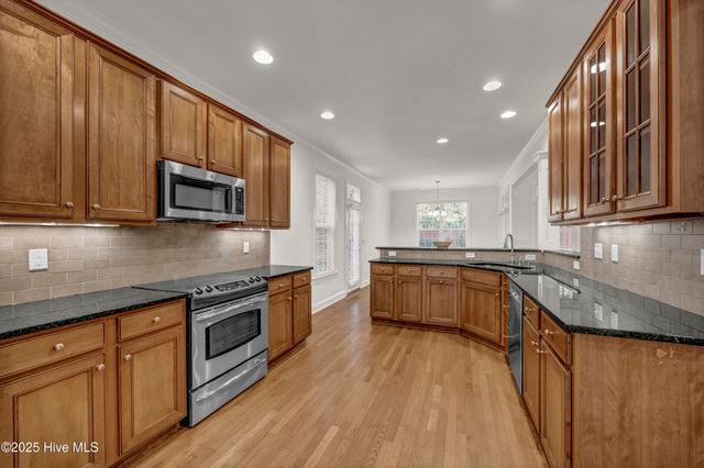 5135 Somersett Lane, Wilmington, NC 28409