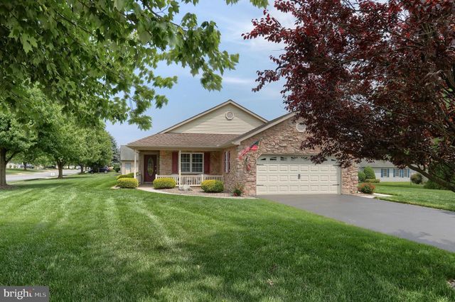 90 ARBOR DR, Myerstown, PA 17067