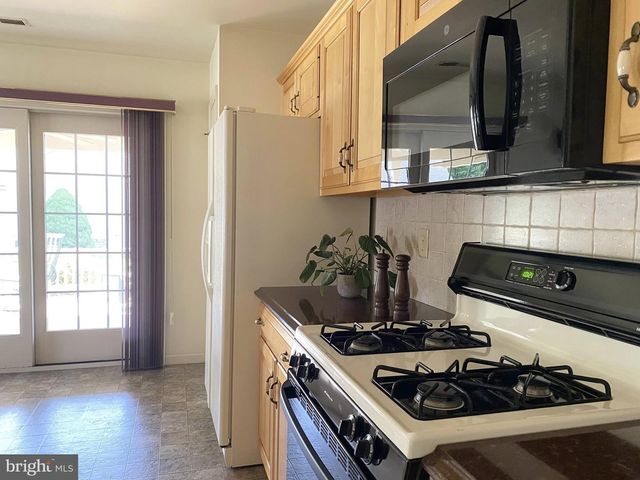 90 ARBOR DR, Myerstown, PA 17067