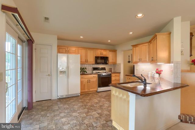 90 ARBOR DR, Myerstown, PA 17067