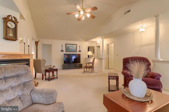 90 ARBOR DR, Myerstown, PA 17067