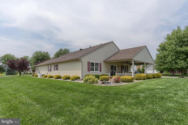 90 ARBOR DR, Myerstown, PA 17067