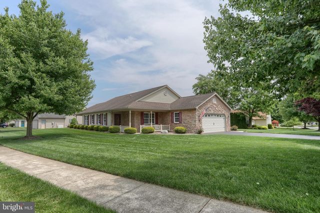 90 ARBOR DR, Myerstown, PA 17067