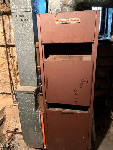 918 Second Avenue, New Cumberland, WV 26047