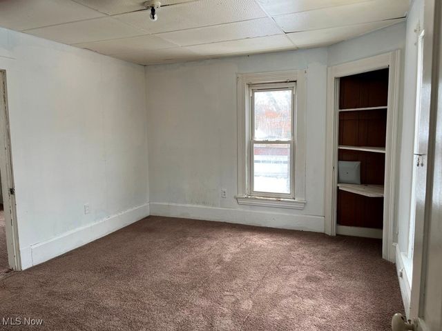 918 Second Avenue, New Cumberland, WV 26047