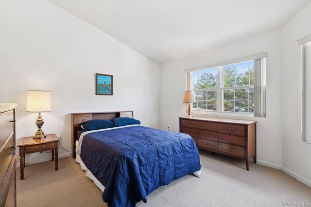 4 Commodore Circle, Port Jefferson Station, NY 11776