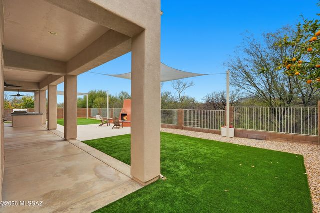13675 N Napoli Way, Oro Valley, AZ 85755