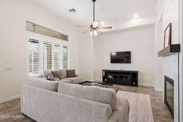 13675 N Napoli Way, Oro Valley, AZ 85755