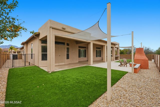 13675 N Napoli Way, Oro Valley, AZ 85755