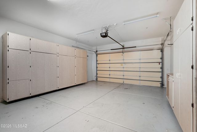 13675 N Napoli Way, Oro Valley, AZ 85755