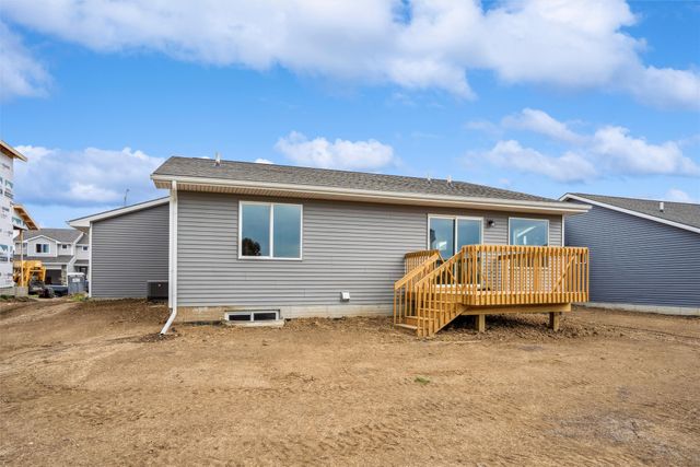 926 Willow Valley Drive, Norwalk, IA 50211