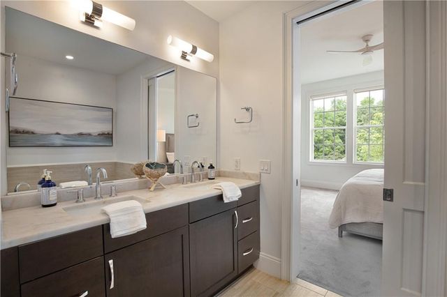58 Canton Street 302, Alpharetta, GA 30009