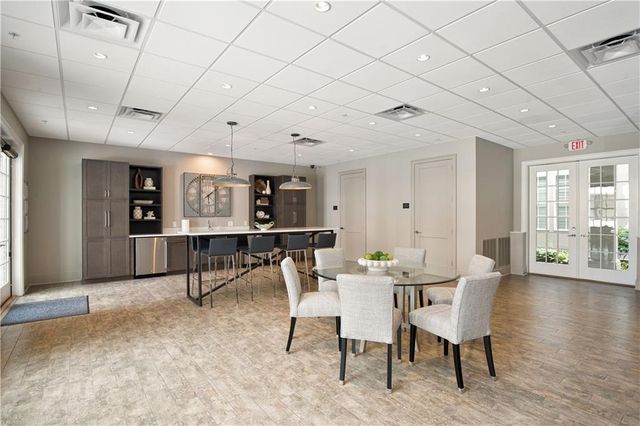 58 Canton Street 302, Alpharetta, GA 30009